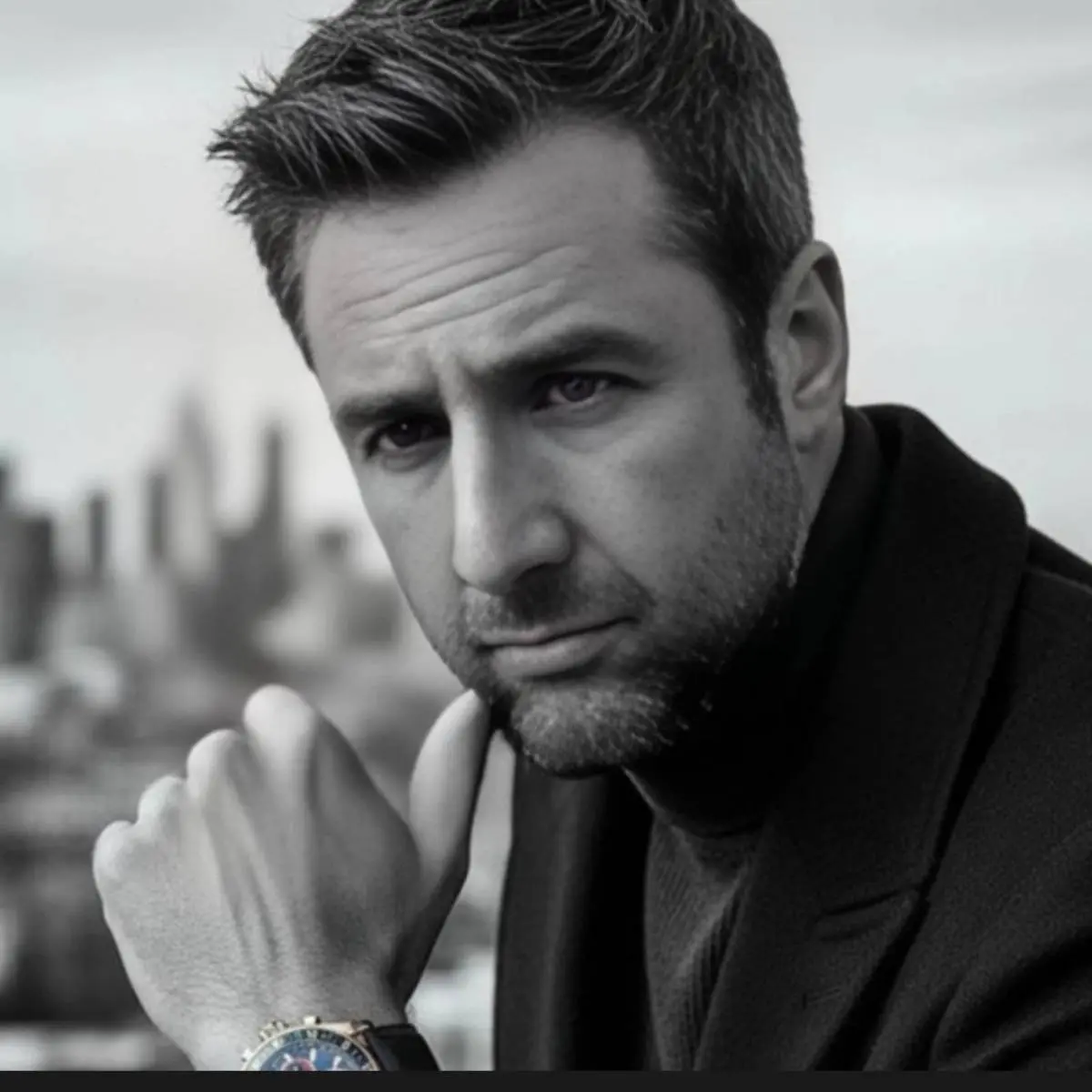 Руслан Мейерхольдо | Сетка — социальная сеть от hh.ru