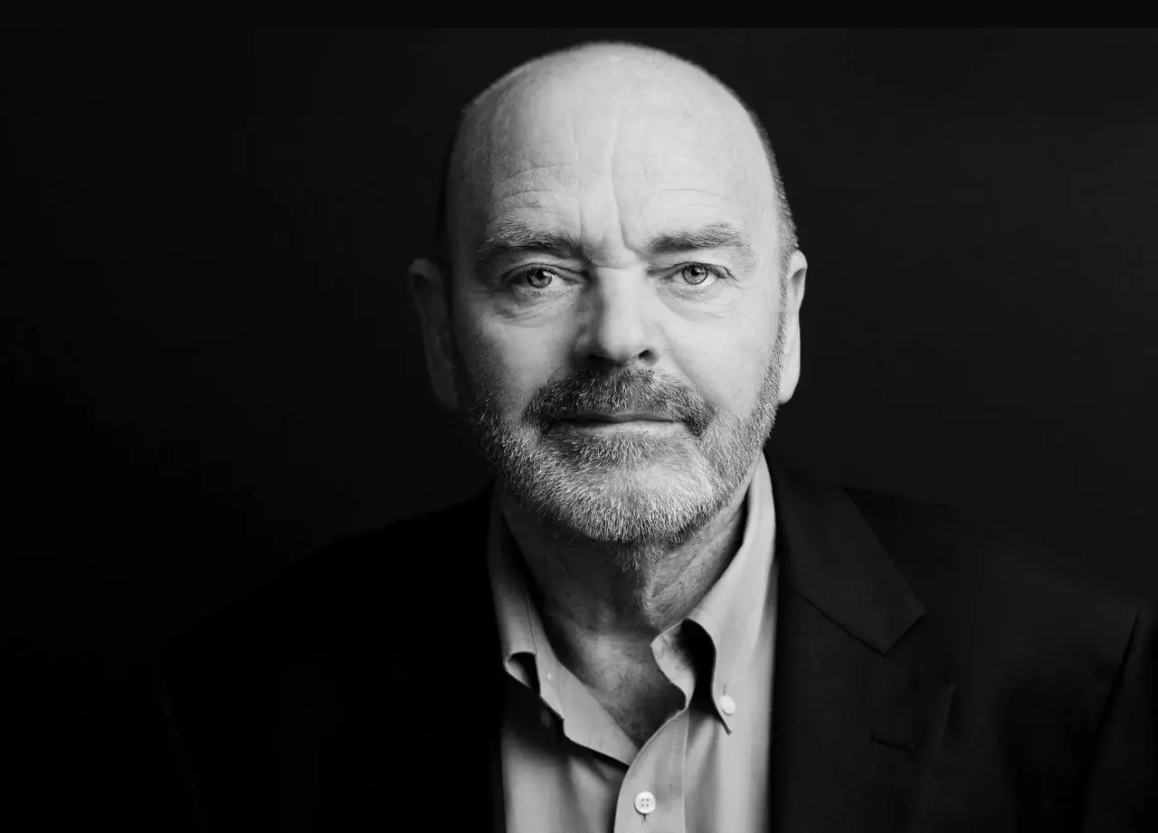 Умер Адриано Голдшмид — основатель бренда Diesel.
Итальянскому дизайнеру было 82 года, причиной смерти стало онкологическое заболевание | Сетка — социальная сеть от hh.ru