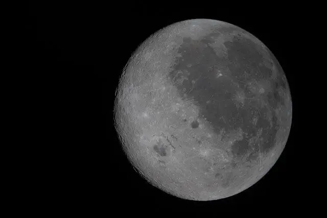 🌑 Люди впервые увидели обратную сторону Луны своими глазами. Астронавты «Артемида-2» сделали фото.
Как вам? | Сетка — социальная сеть от hh.ru