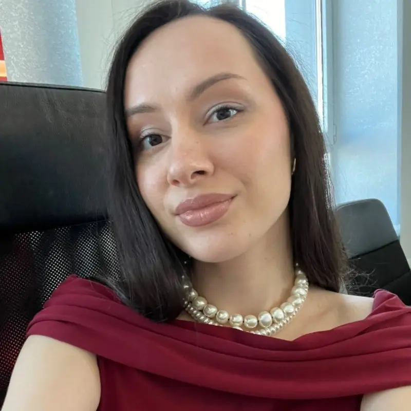 Ольга Усова | Сетка — социальная сеть от hh.ru