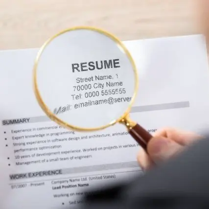 Как упаковать «дыру» в резюме: честные скрипты для интервью | Сетка — социальная сеть от hh.ru