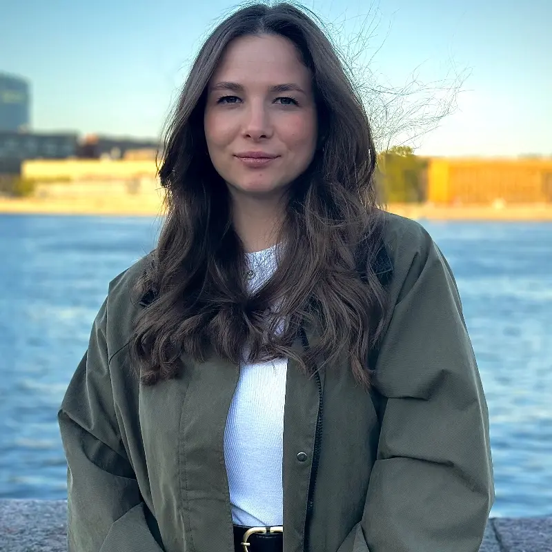 Виктория Савельева