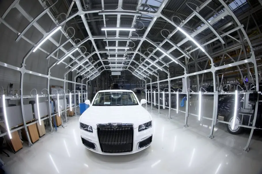 В Елабуге возобновил работу завод отечественного люксового автобренда Aurus
«Основная цель, поставленная перед заводом в ближайшей перспективе, — подготовка производства к серийному выпуску рестайлинг... | Сетка — социальная сеть от hh.ru