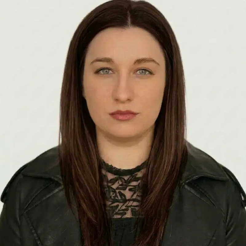Алина Тихонова