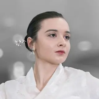 Диана Зверлова