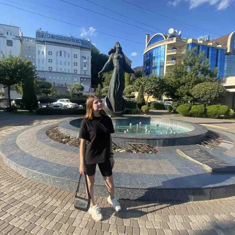 Алина Зуева