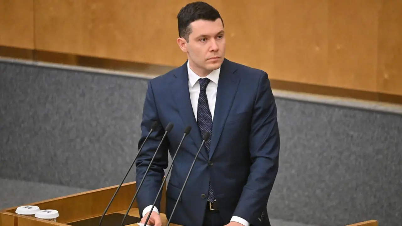 Глава Минпромторга предложил ставить ОС «Аврора» на импортируемые автомобили, когда она будет отвечать запросам рынка
Минпромторг работает над законодательным регулированием установки российской ОС «А... | Сетка — социальная сеть от hh.ru