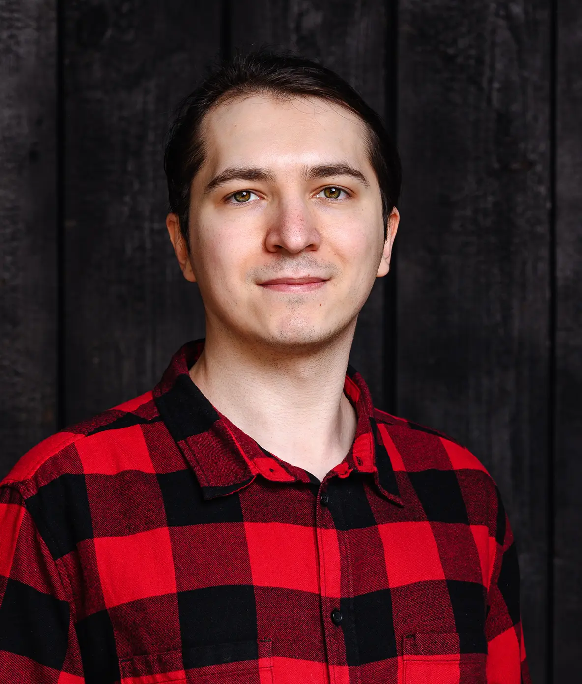 Олег Кустаров