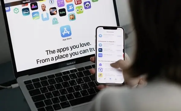 РБК: клиент Telega удален из App Store
Клиент Telega, получивший популярность у россиян в качестве «зеркала» для обхода блокировок Telegram, пропал из App Store | Сетка — социальная сеть от hh.ru