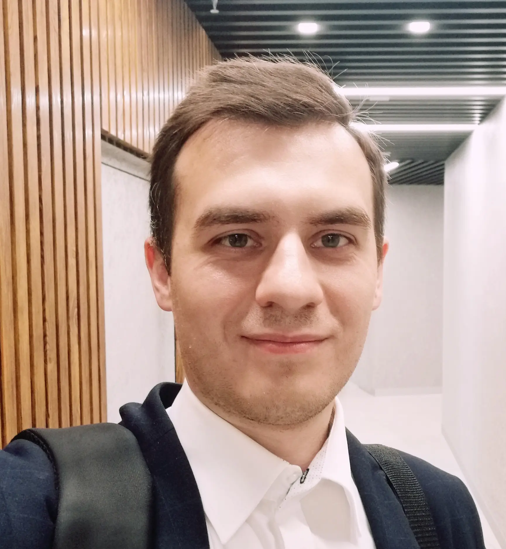 Александр Голомазов