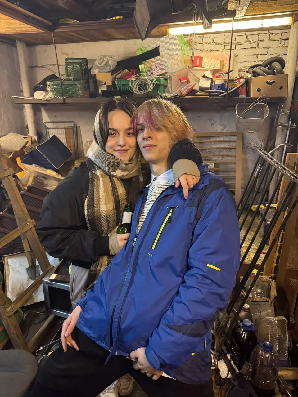 Мой братик ушел в армию 🥺
Проводы проходили в гараже, поэтому не обращайте внимание на фон 😂😂
Я хочу пожелать тебе легкой службы, не успеешь оглянуться и уже вернешься к нам домой 💕 Я всегда буду рядо... | Сетка — социальная сеть от hh.ru