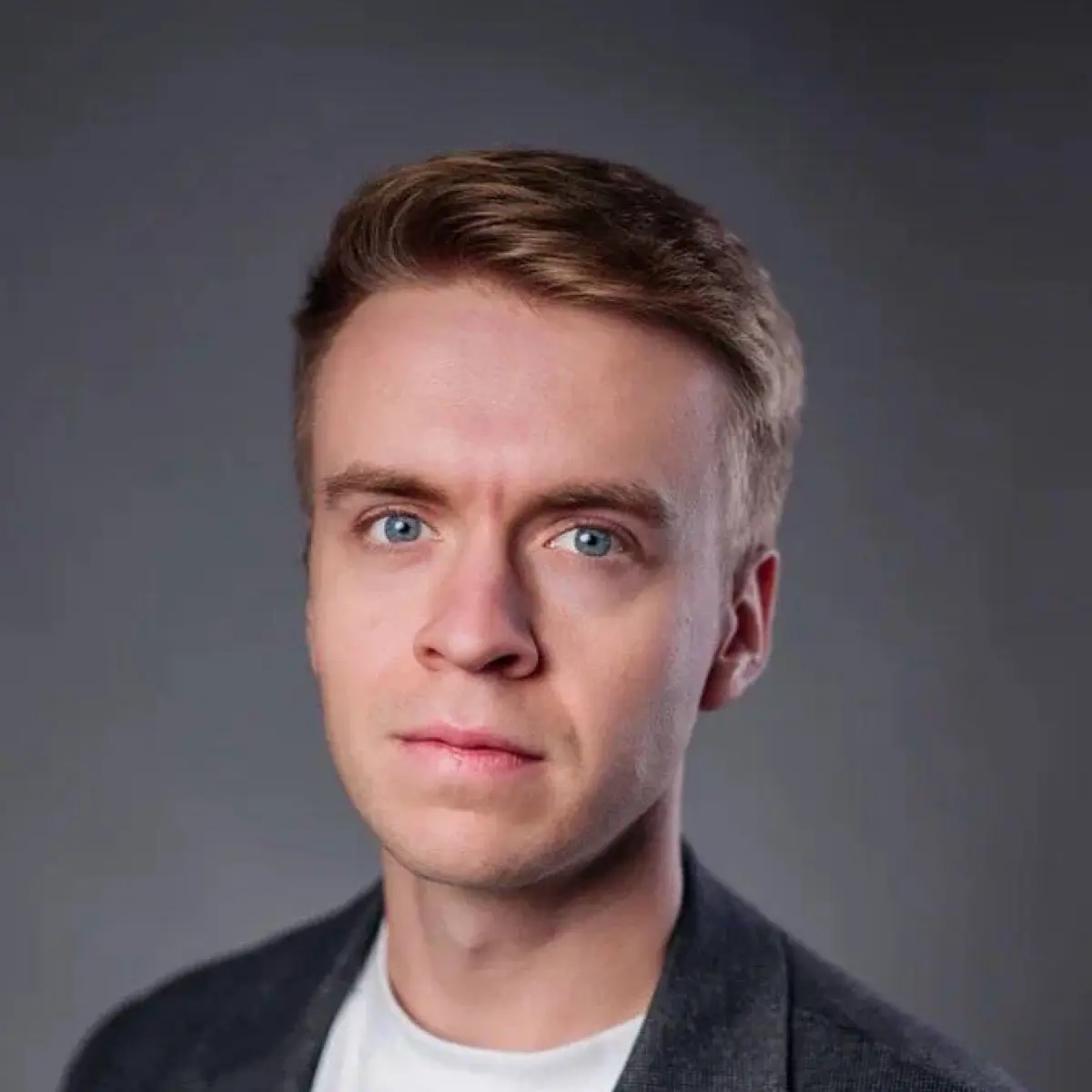 Кирилл Стрелков | Сетка — социальная сеть от hh.ru