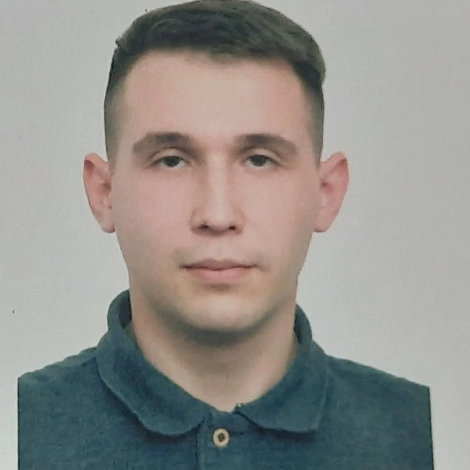 Денис Русаков