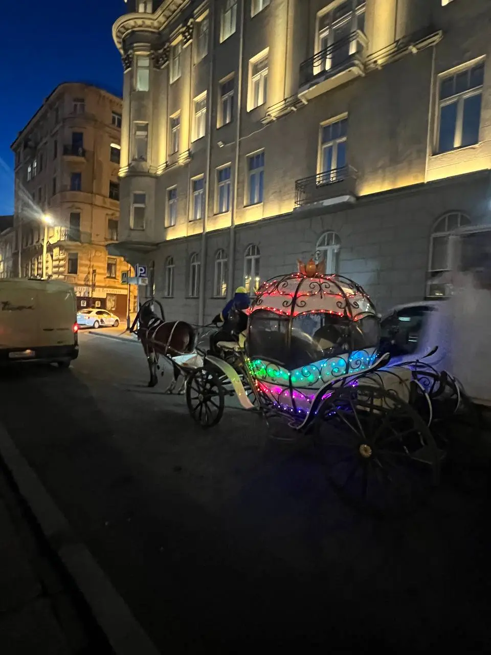 Друзья, приветствую! 💫Посылаю вам немного Питера, дневного и вечернего для эстетического удовольствия! 🌉 | Сетка — социальная сеть от hh.ru