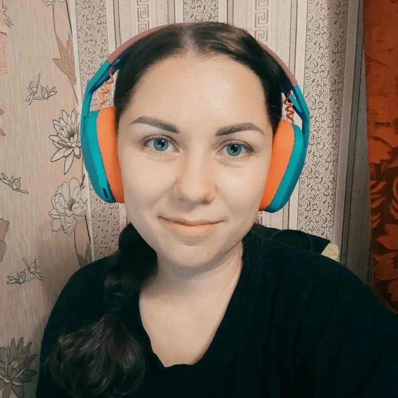 Лариса Сафронова | Сетка — социальная сеть от hh.ru