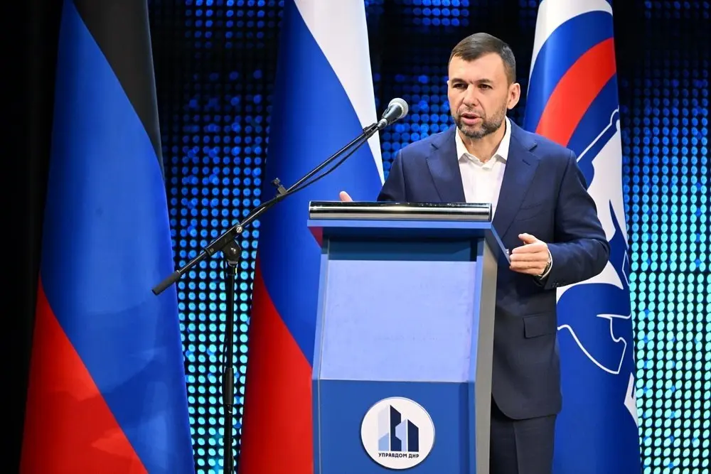 Развиваем проект «Управдом ДНР» и расширяем охват жителей.
На данный момент уже определены порядка пяти тысяч старших по домам среди жильцов многоквартирных домов | Сетка — социальная сеть от hh.ru