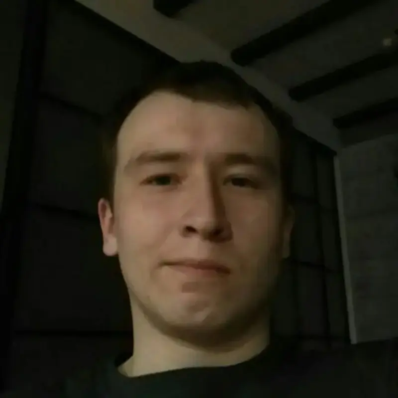 Дмитрий Ларичев