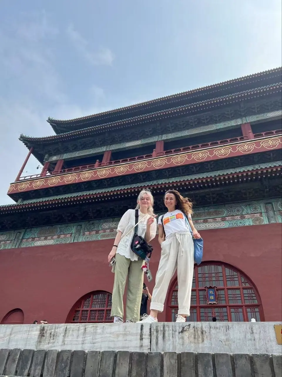 Часто задаваемые вопросы о стажировке в университете Китая 🇨🇳
После встречи мы собрали самые частые вопросы и отвечаем на них здесь 👇
1 | Сетка — социальная сеть от hh.ru