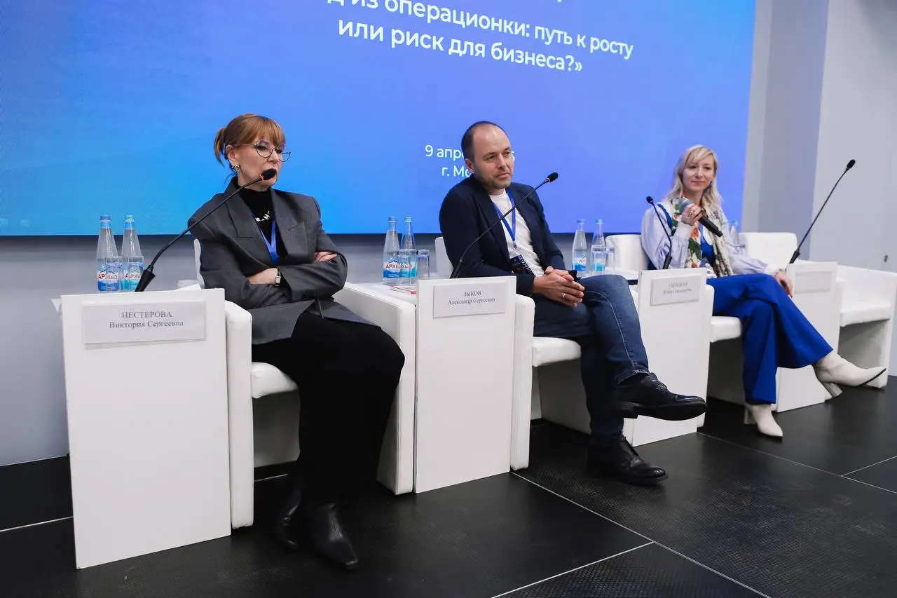 На ПРОМВЕСНЕ разгорелась хорошая дискуссия.
Вопрос простой: собственник должен выходить из операционки или нет?
Столкнулись два лагеря.
Первые говорят: выходи | Сетка — социальная сеть от hh.ru