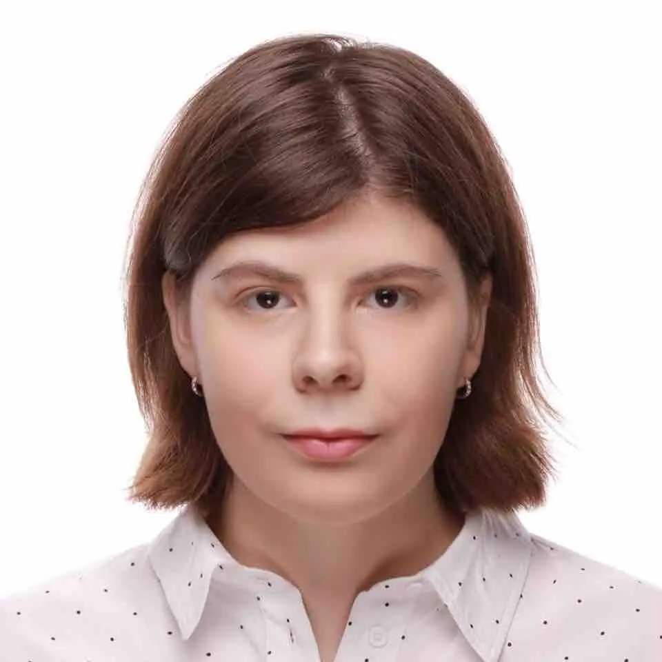 Полина Громова