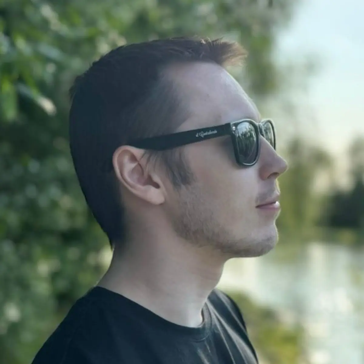 Илья Новиков