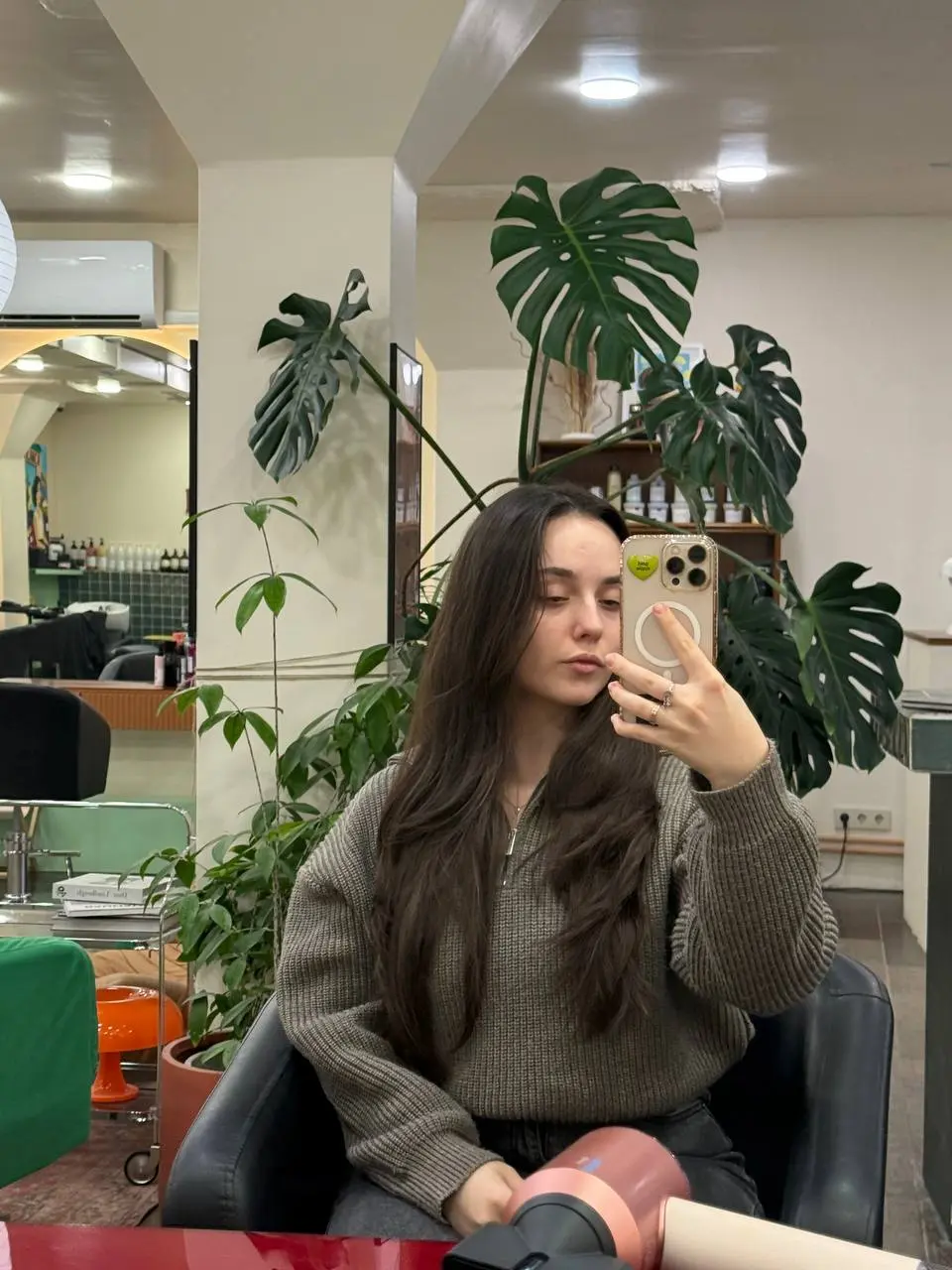 До/После
Почему эти руки в Нижнем, а не в Москве? 😭 Упакуйте 😂😂 | Сетка — социальная сеть от hh.ru
