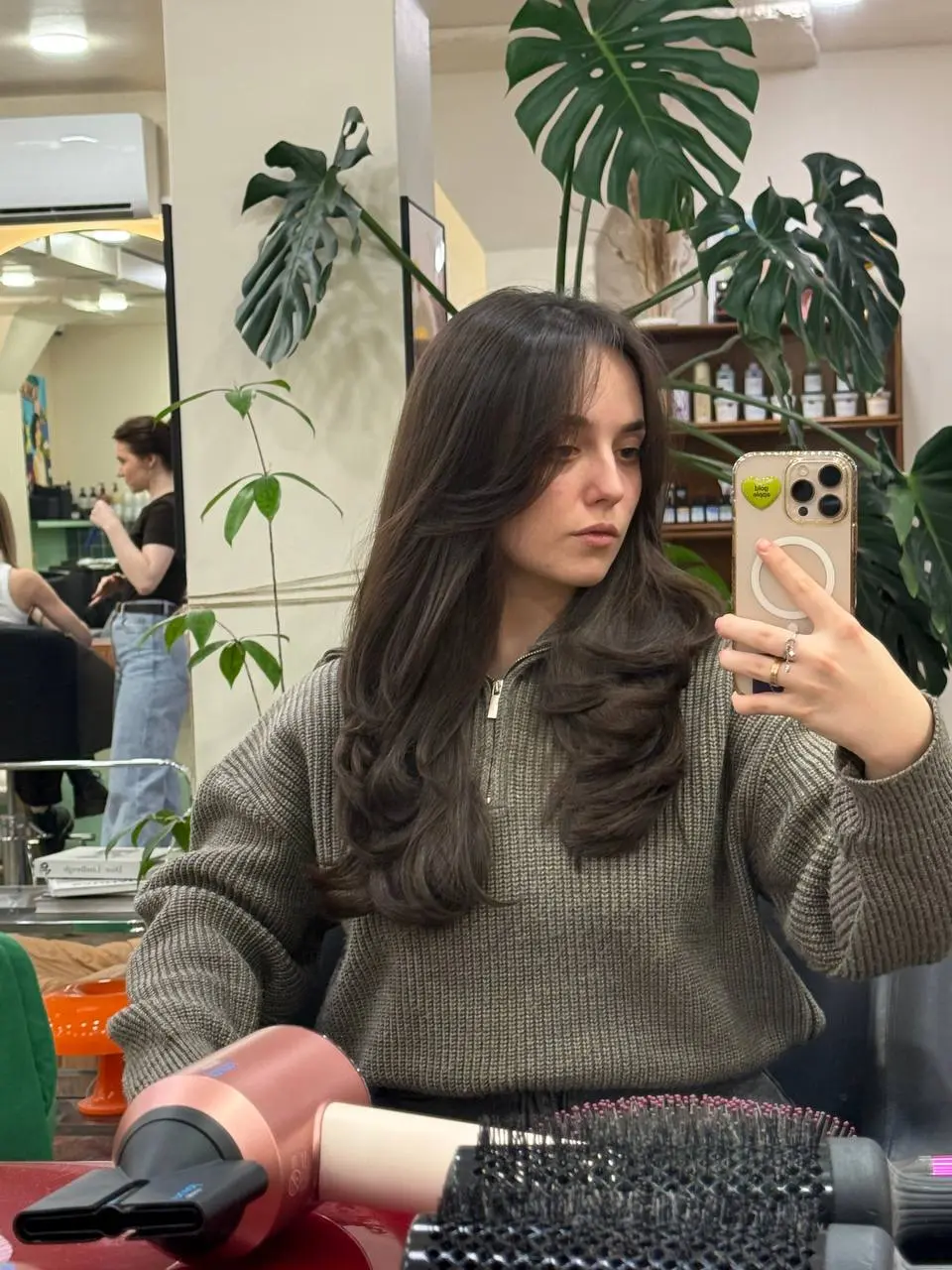 До/После
Почему эти руки в Нижнем, а не в Москве? 😭 Упакуйте 😂😂 | Сетка — социальная сеть от hh.ru