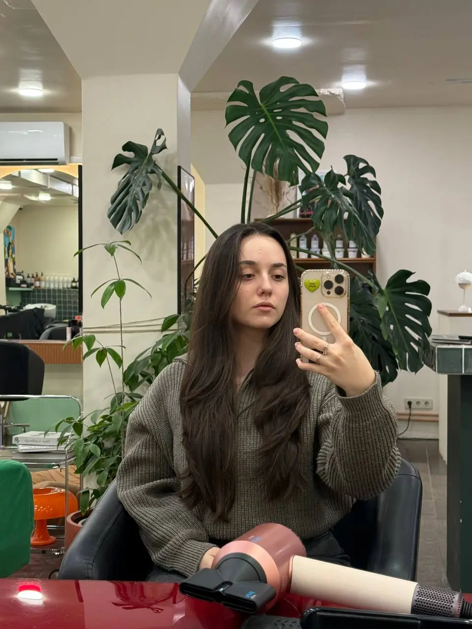 До/После
Почему эти руки в Нижнем, а не в Москве? 😭 Упакуйте 😂😂 | Сетка — социальная сеть от hh.ru