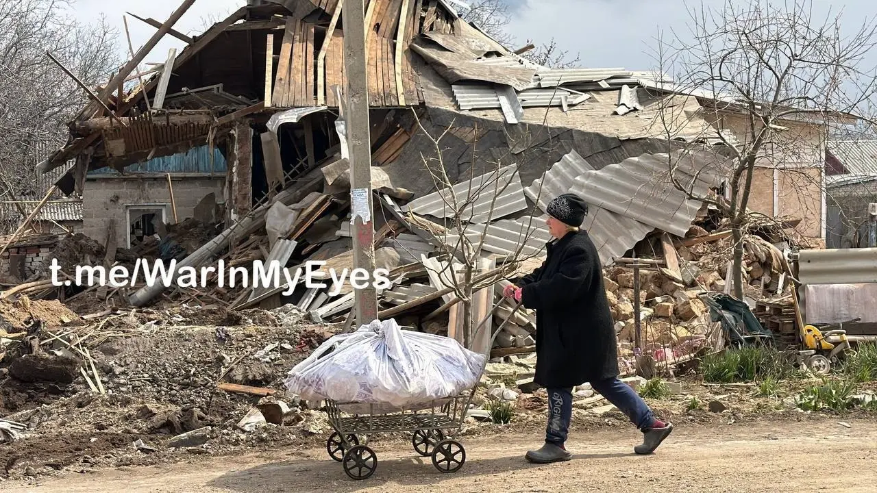последствия атаки БПЛА на жилые дома в Ясиноватой | Сетка — социальная сеть от hh.ru