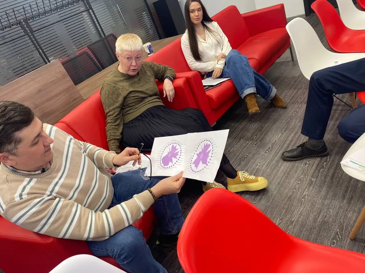 Всем привет 🤩
Было весело и познавательно 😉
От души благодарю участников познавательного диалога о стратегической состоятельности управленцев, которые готовы применять научные разработки, чтобы оптима... | Сетка — социальная сеть от hh.ru
