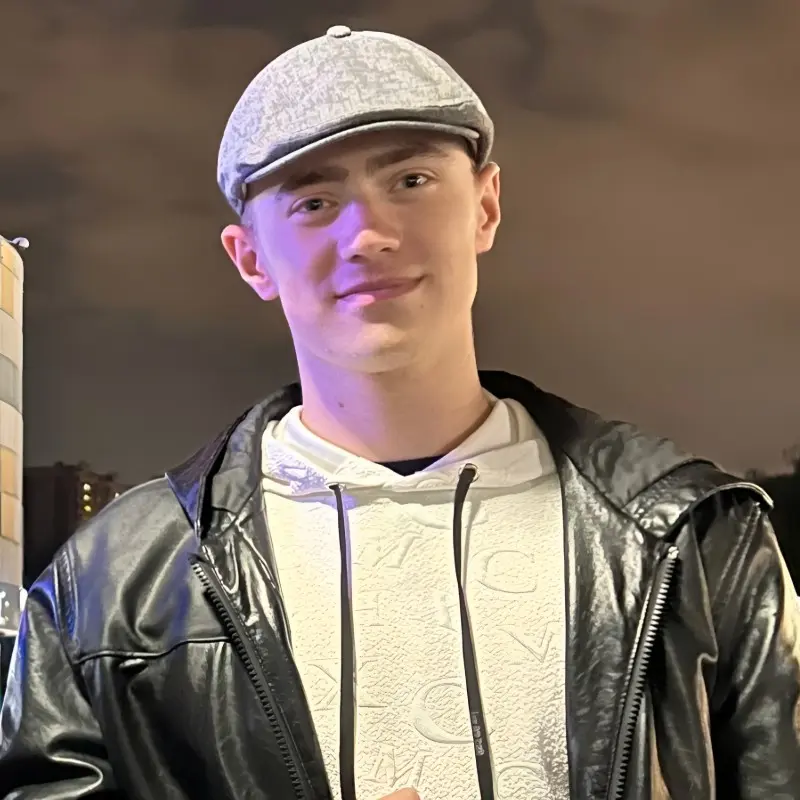 Виктор Самсонов