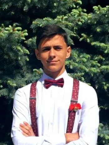 Сергей Бутов