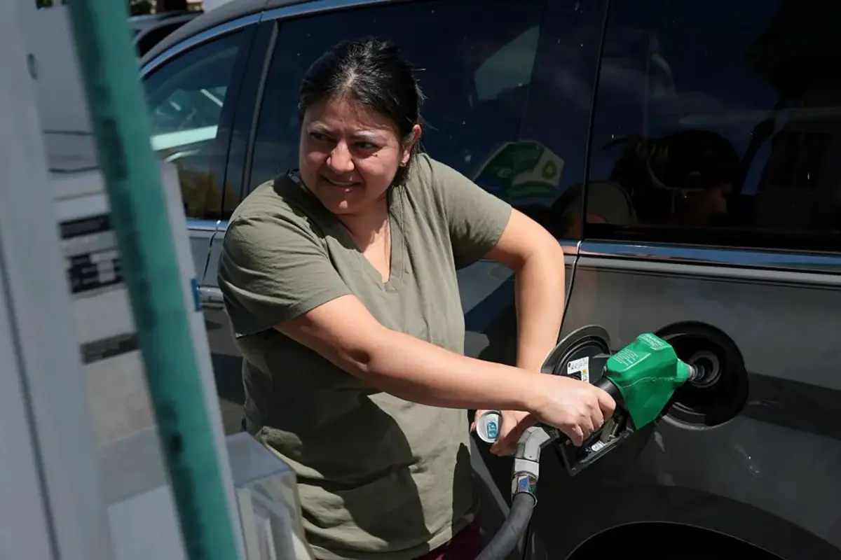 Инфляция в США достигла максимального уровня за почти два года, цены на нефть растут:
По состоянию на март, уровень инфляции в США достиг максимума за почти два года, увеличившись до 3,3% по сравнению... | Сетка — социальная сеть от hh.ru