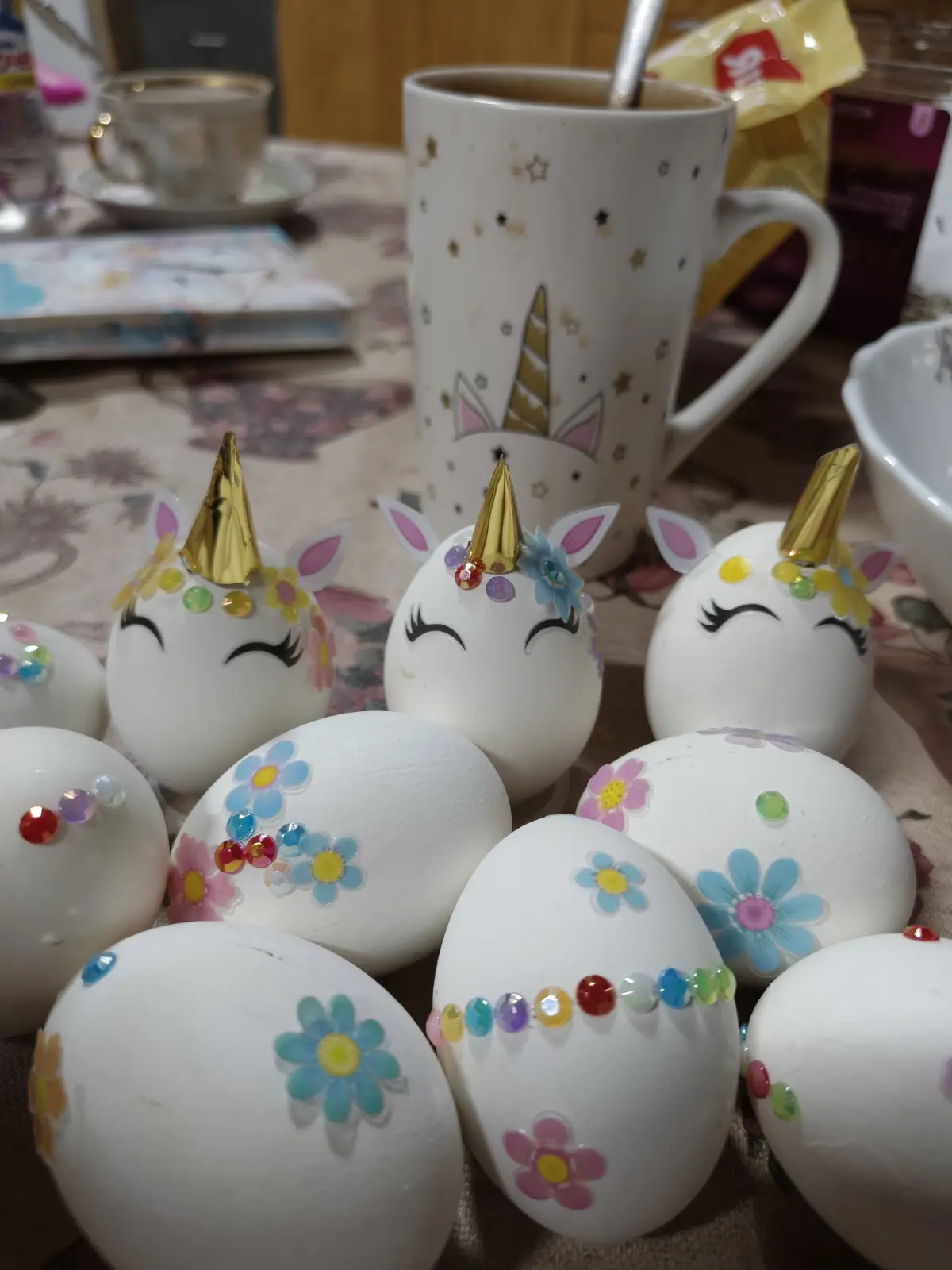 Праздники - праздниками, а работу никто не отменял 😉
Христос воскрес! Яичками побились, пасочки поели и пошли кормить лошадок ☺️ | Сетка — социальная сеть от hh.ru