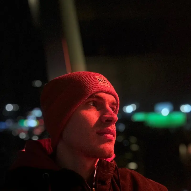 Ян Фролов | Сетка — социальная сеть от hh.ru