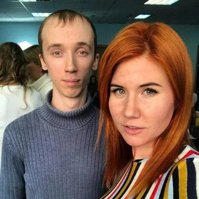Вопросы для выявления боли:
1. Скажите, пожалуйста, а что по настоящему вас беспокоит, в чем главная проблема?
2. Скажите, пожалуйста, а какая самая главная задача, которую вы хотите решить?
3 | Сетка — социальная сеть от hh.ru