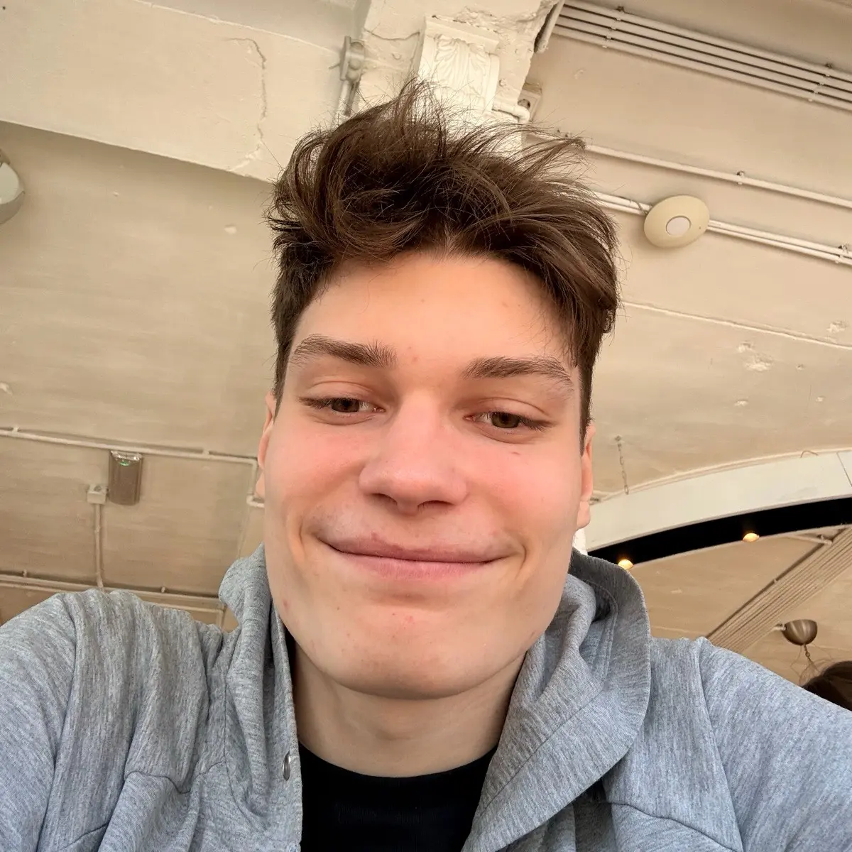 Валера Доцент | Сетка — социальная сеть от hh.ru