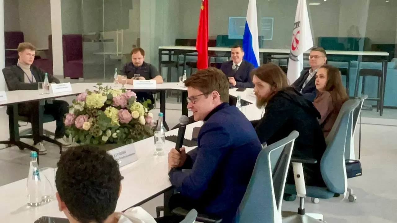 ❗️❗️❗️❗️❗️❗️В Технопарке Физтех-лицея им. П. Л. Капицы проходит Открытая дискуссия «Перспективы ИИ в образовании: вызовы и решения» | Сетка — социальная сеть от hh.ru