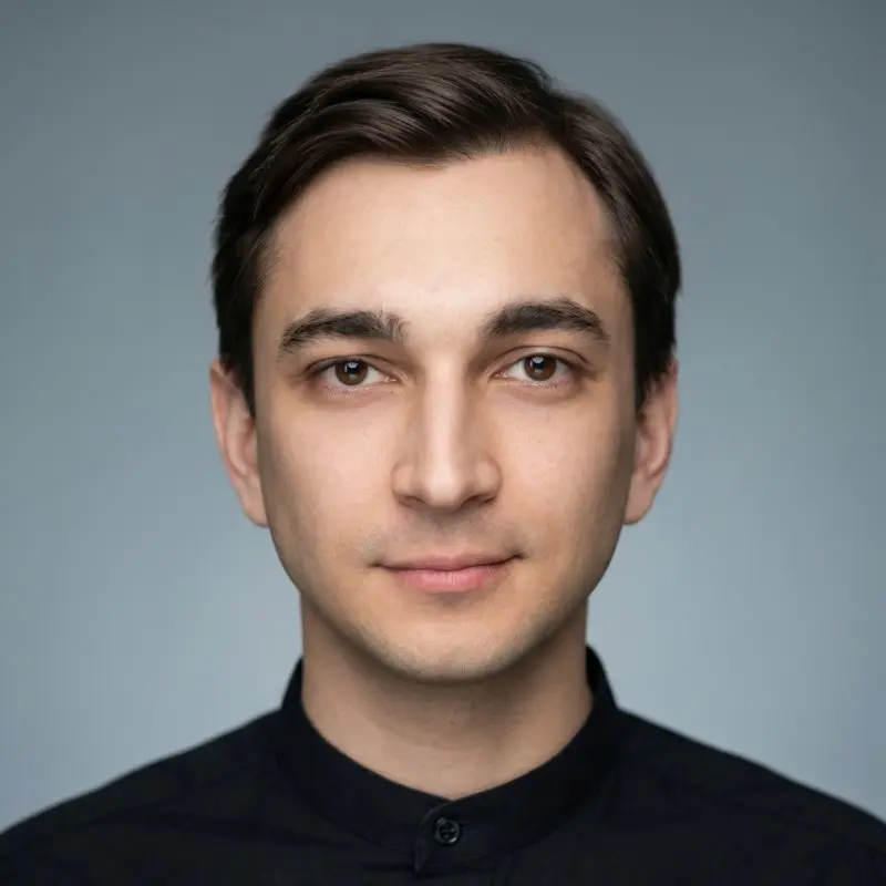 Артём Ра