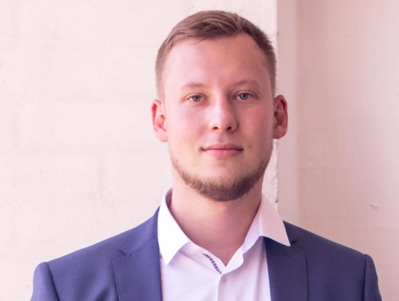 Дмитрий Свечкарь