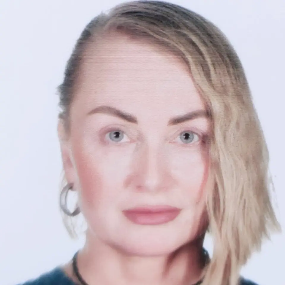 Лена Головнина