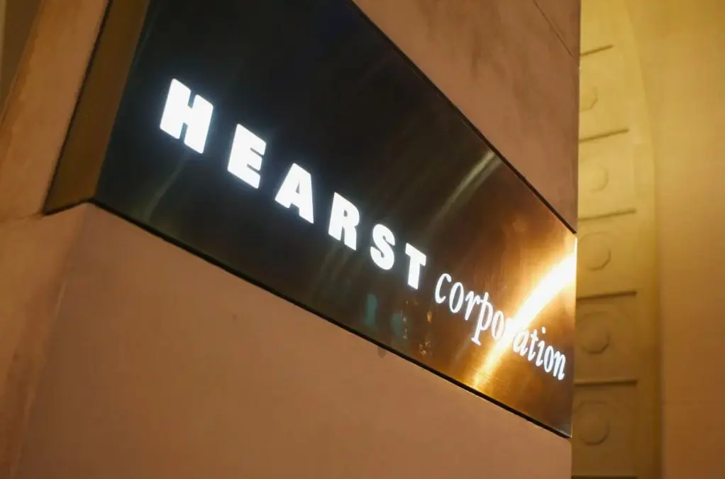 Hearst Launches “Hearst News” - линк
Кучно пошло!
Hearst объявил о запуске «Hearst News» — inhouse programmatic-сети, объединяющей цифровые активы 30 ежедневных газет, 50 еженедельных изданий и 35 тел... | Сетка — социальная сеть от hh.ru