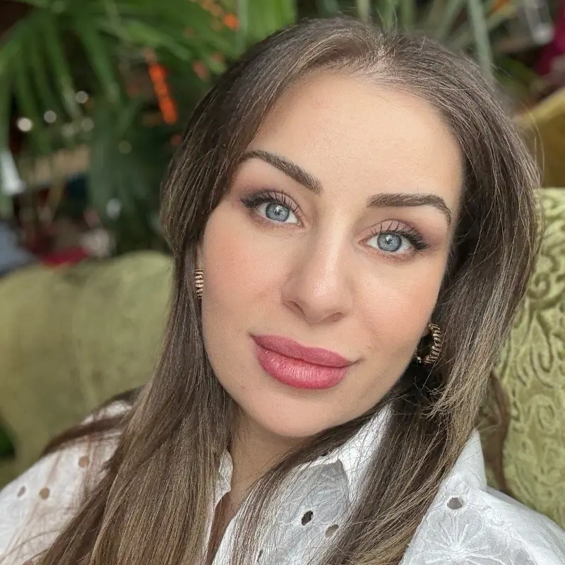 Алина Батагова