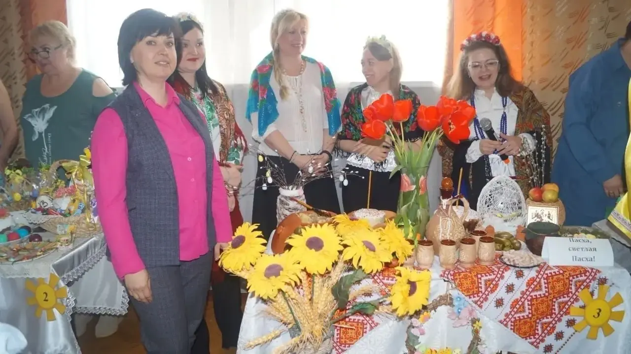 Вчера наша команда посетила Кропоткинский детский дом-интернат. Мы передали помощь, которую удалось собрать благодаря вашему участию, и присоединились к праздничному мероприятию, посвящённому Пасхе | Сетка — социальная сеть от hh.ru