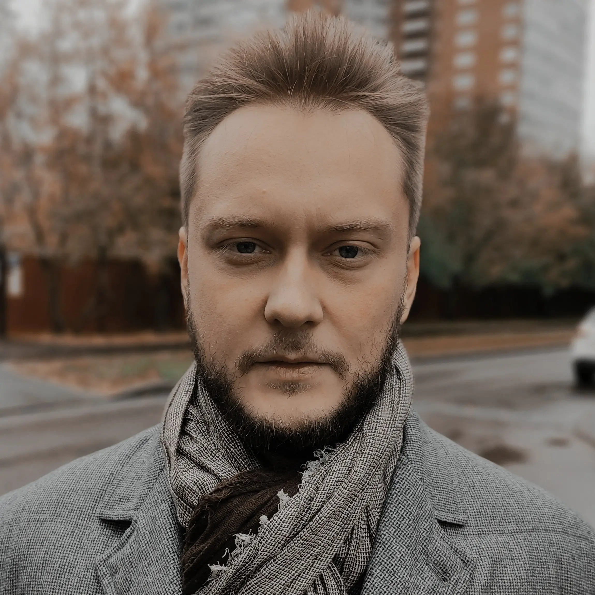 Юрий Серов