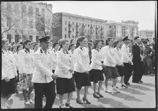 Сталино. 1 Мая 1952 год. | Сетка — социальная сеть от hh.ru
