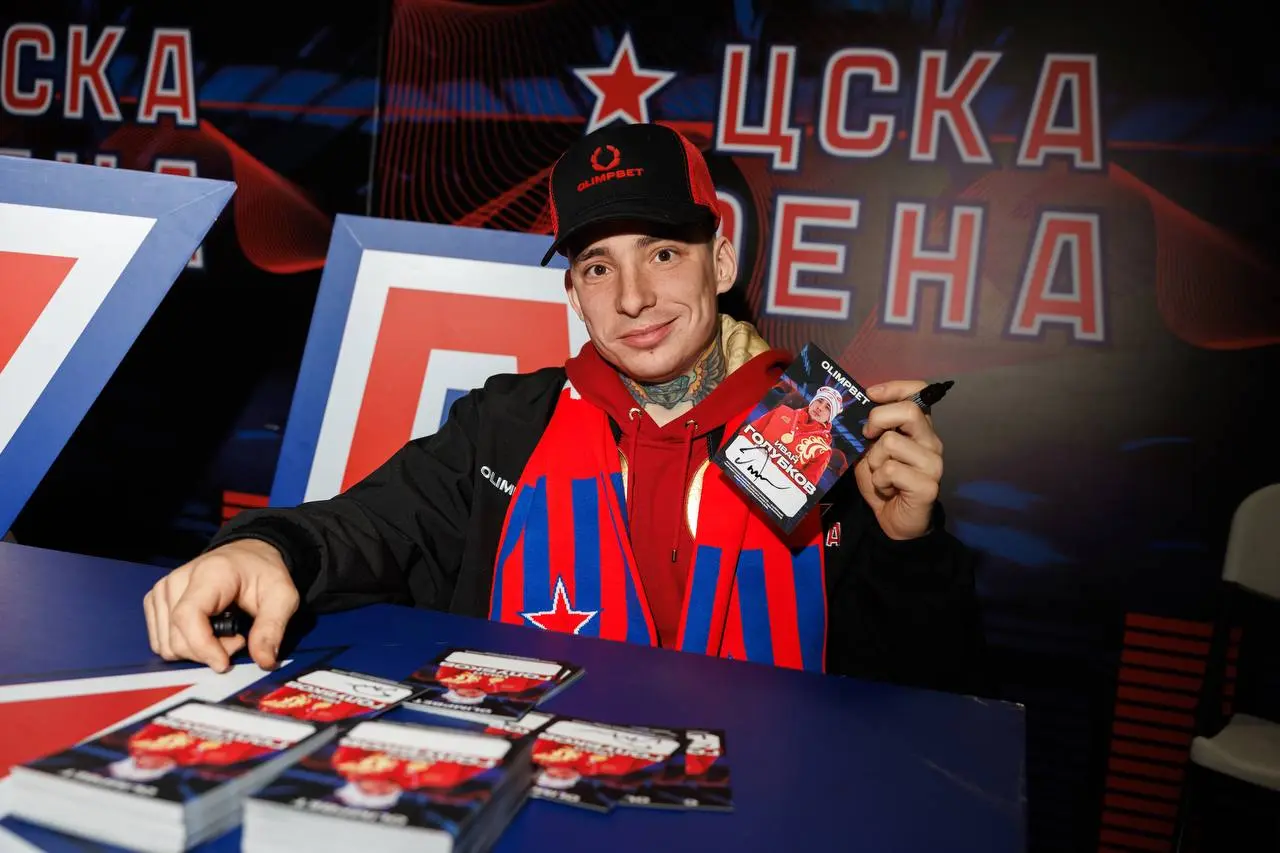 🏒 OLIMPBET пригласил на хоккей паралимпийского чемпиона!
Иван Голубков завоевал 2 золота в лыжах на прошедшей в Италии Паралимпиаде 2026 | Сетка — социальная сеть от hh.ru