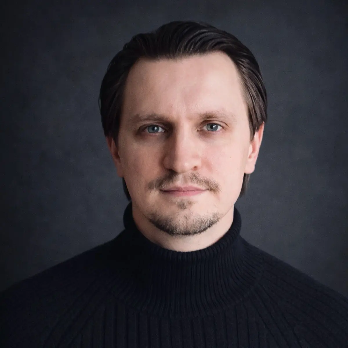 Александр Михайлов