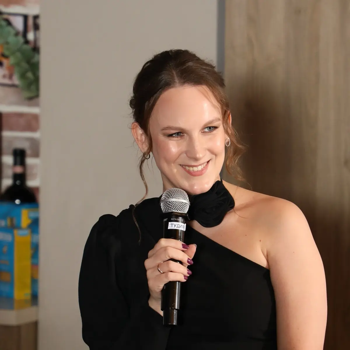 Юля Соловей