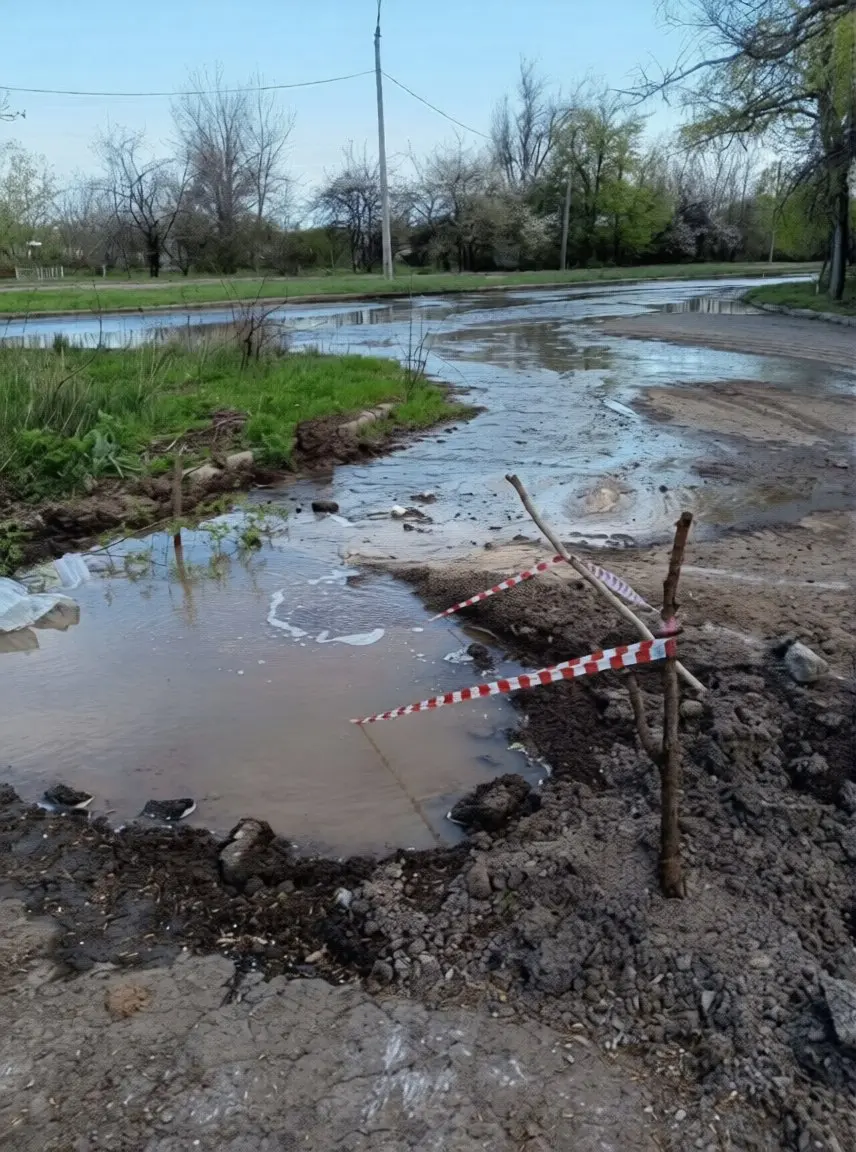 Порыв воды на ул. Пинтера, 36 | Сетка — социальная сеть от hh.ru